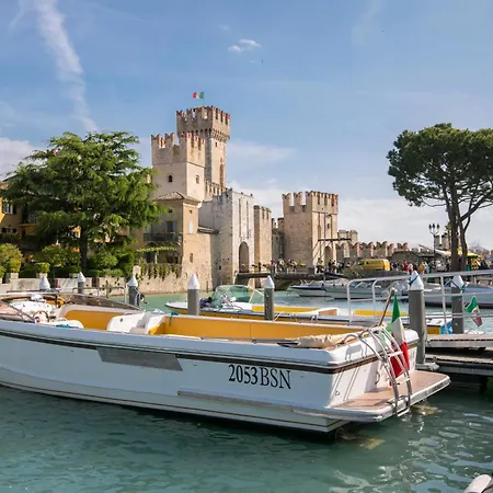 Lejlighed Magnolia 500m From Garda - Happy Sirmione
