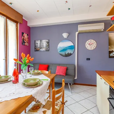 Apartment Magnolia 500m From Garda - Happy *
