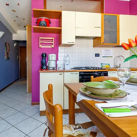 Apartment Magnolia 500m From Garda - Happy Sirmione